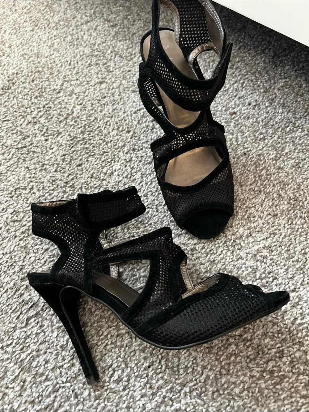 fiove collection sophisticated black